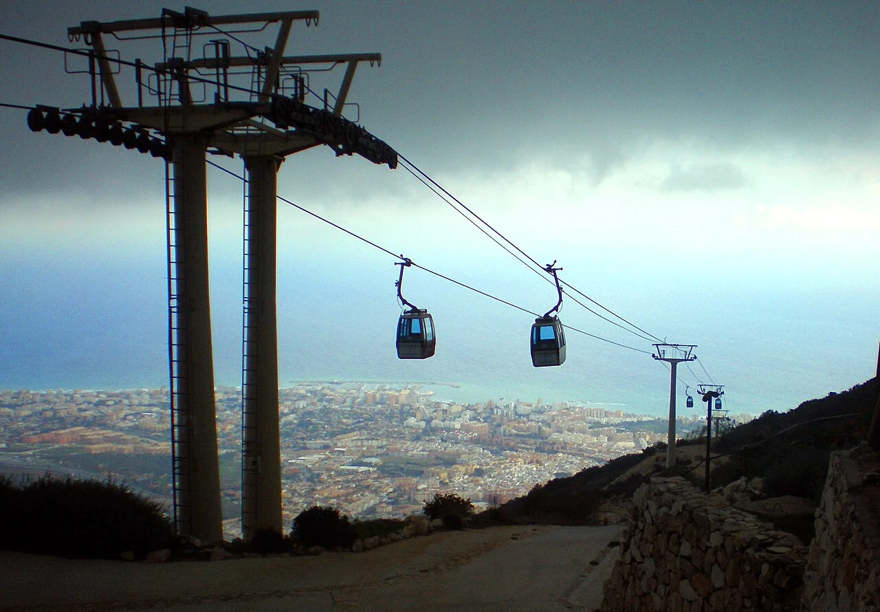 El teleférico de Benalmádena - Provincia de Málaga, España - panoramio